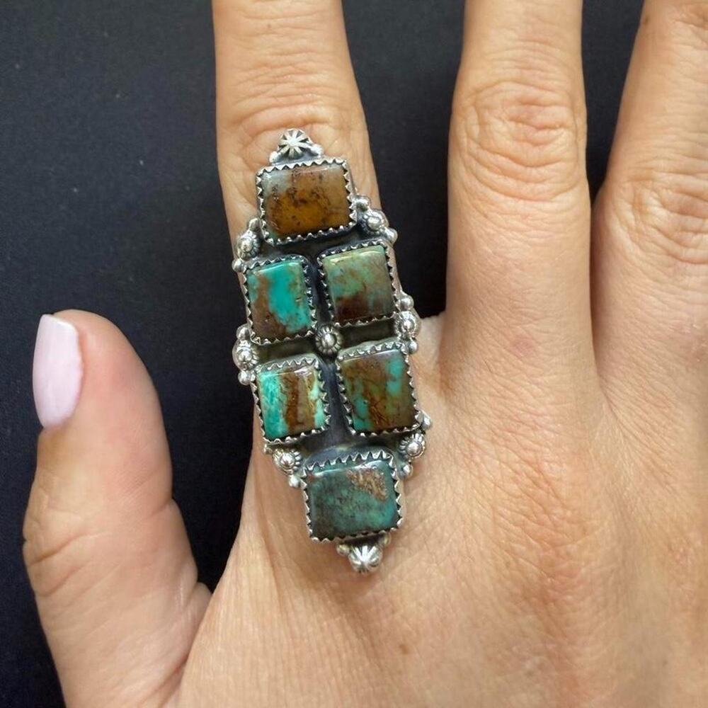Big beautiful sterling silver multi stone pilot mountain ring. Adjustable